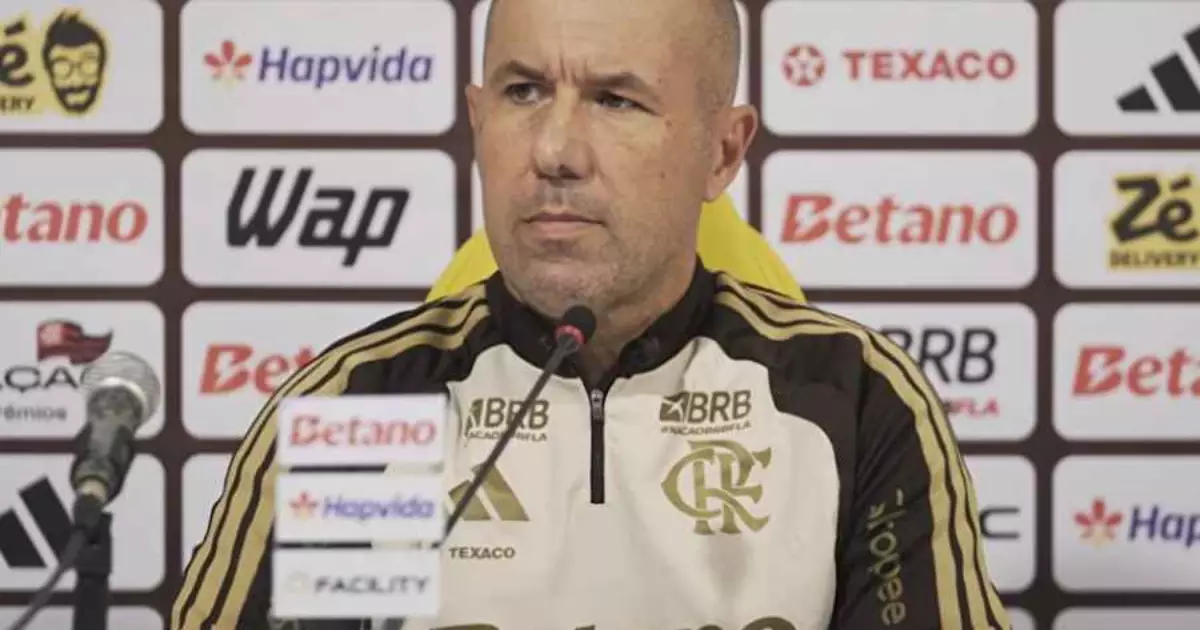 Leonardo Jardim valoriza evolução tática do Flamengo e pede cautela após goleada sobre o Mirassol