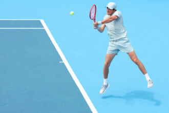 Lesão abdominal tira João Fonseca do Masters 1000 de Cincinnati