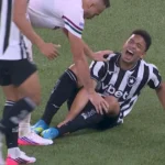 Lesão de Jordan Barrera preocupa comissão técnica do Botafogo após clássico