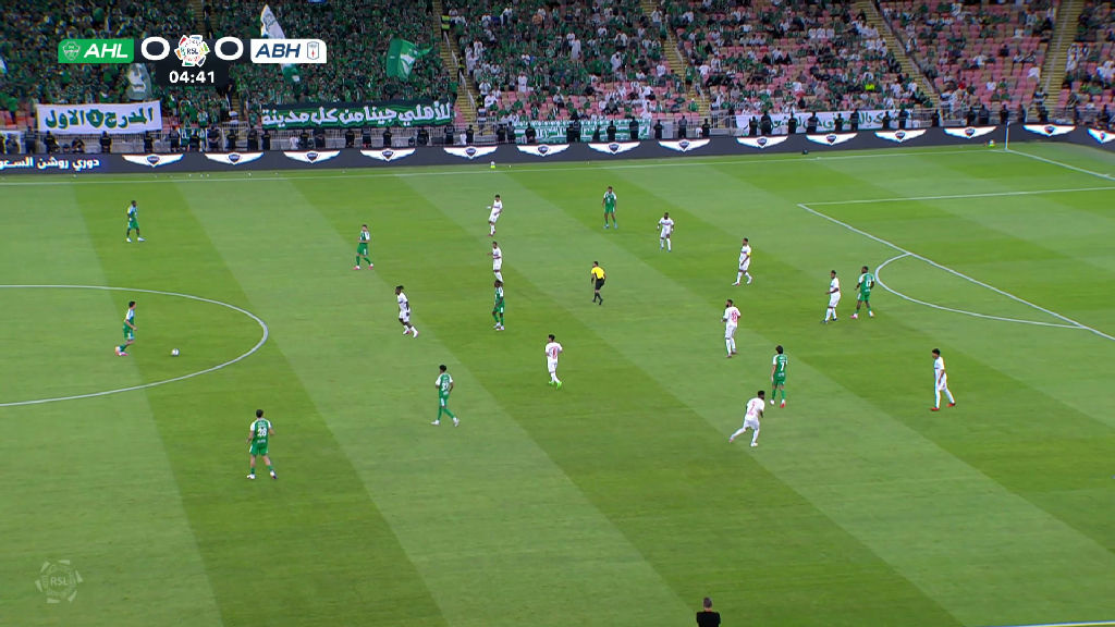 Liga Saudita ganha destaque com os gols mais bonitos da rodada