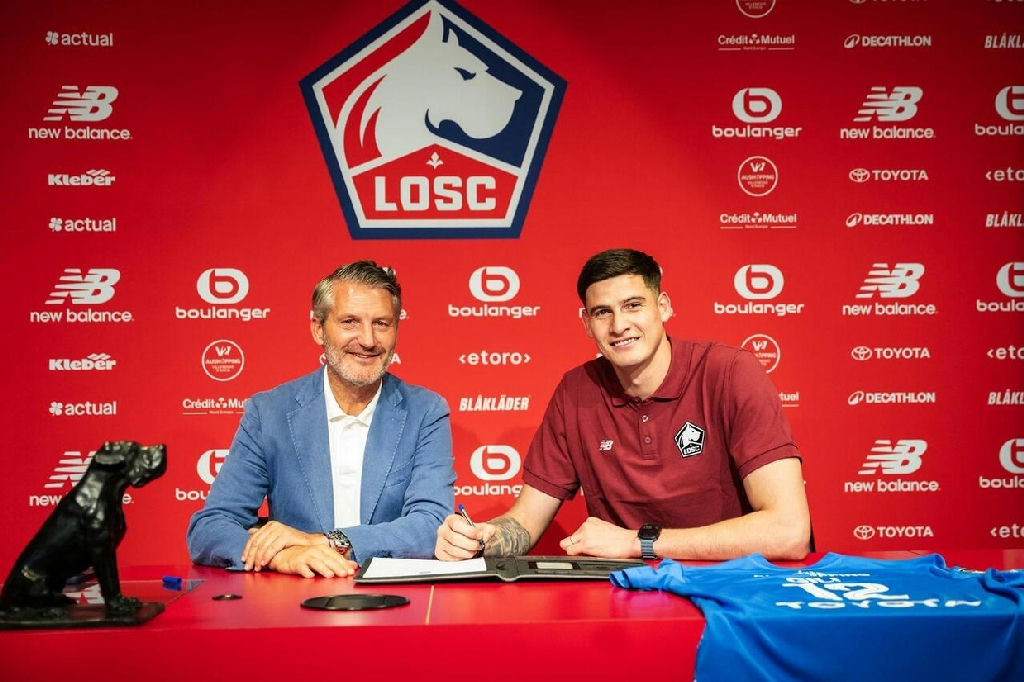 Lille oficializa a contratação do goleiro paraguaio Orlando Gill