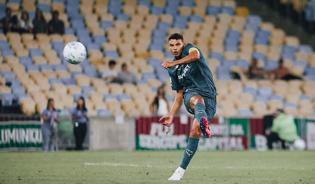 Longevidade tricolor: seis atletas do Fluminense atual no top 20 de jogos do século