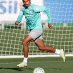 Lucas Evangelista consolida protagonismo no Palmeiras com marca expressiva