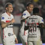 Luciano marca para o São Paulo em duelo decisivo pela Copa Sul-americana