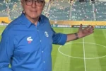 Luís Roberto celebra retorno ao trabalho após superar tratamento contra o câncer