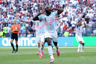 Lukaku reduz distância para Neymar no ranking histórico de transferências do futebol