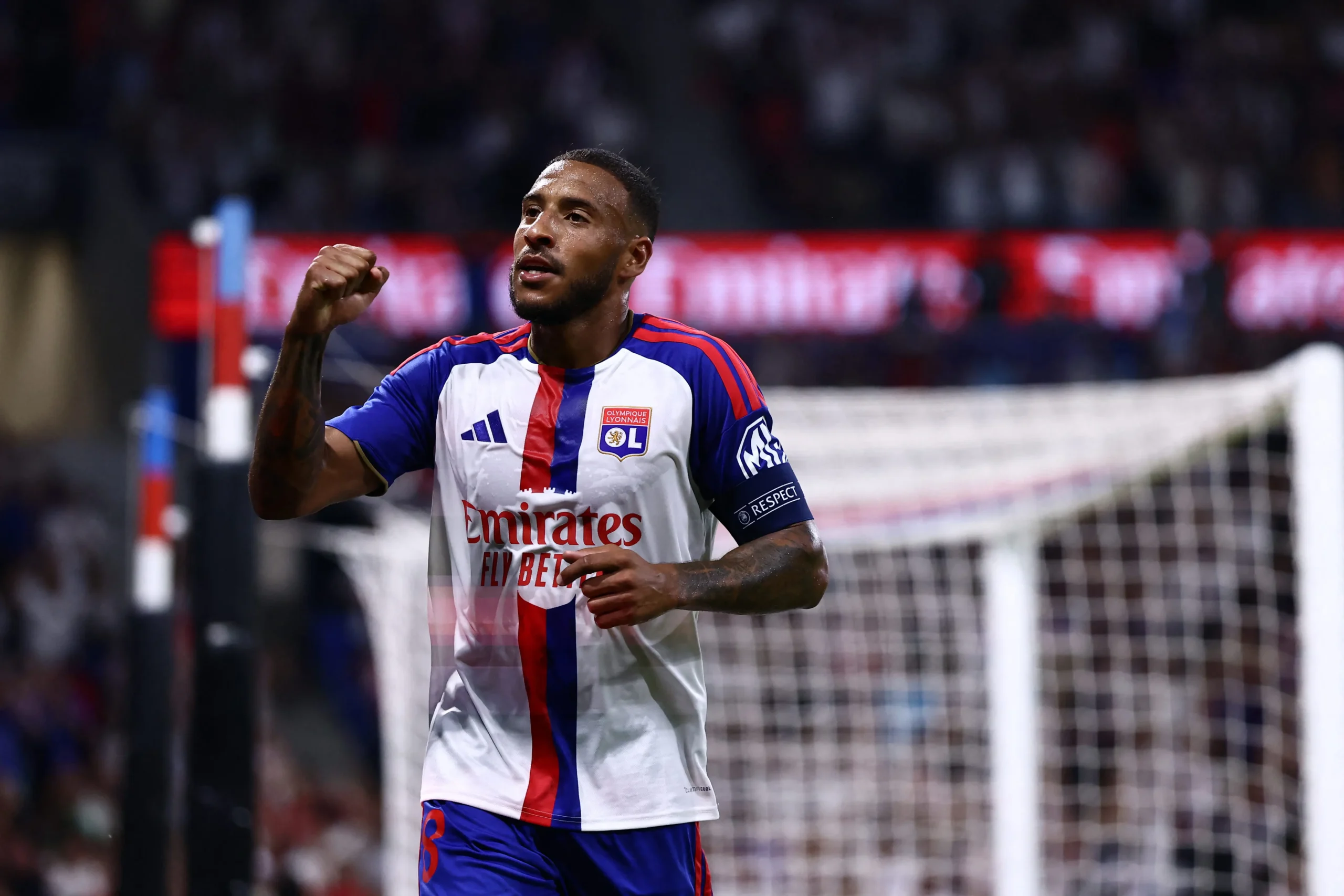 Lyon supera Sparta Praga e avança para a fase decisiva da Liga dos Campeões