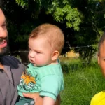 Mãe solo enfrenta insegurança alimentar e busca apoio para garantir futuro dos filhos