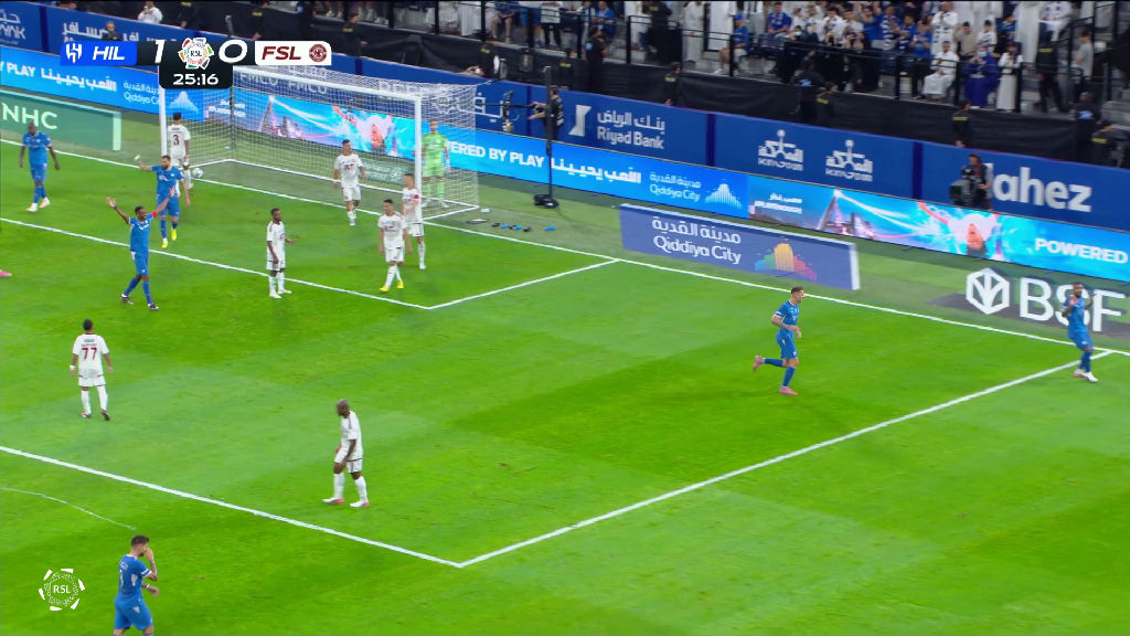 Malcom brilha com gol decisivo no retorno do Campeonato Saudita