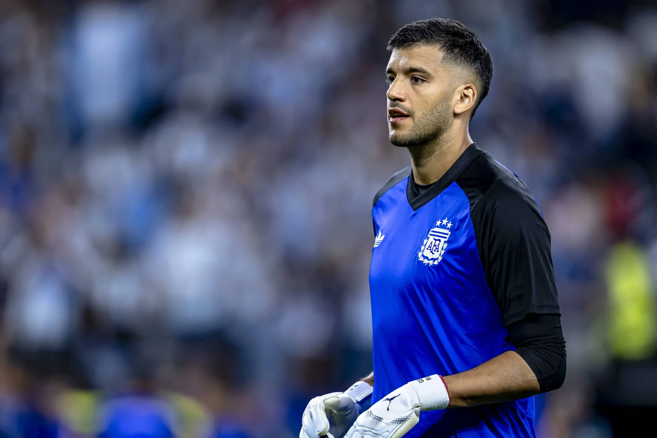 Manchester City oficializa a chegada do goleiro argentino Gerónimo Rulli