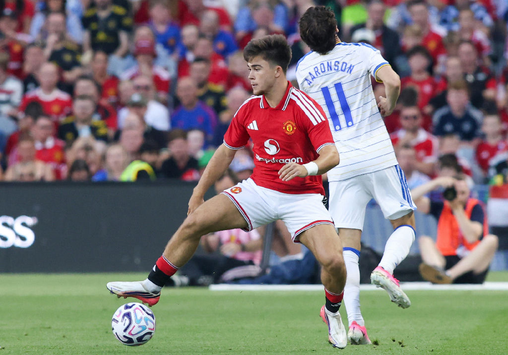 Manchester United enfrenta Leeds em duelo preparatório de pré-temporada