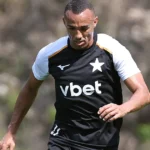 Marçal enfrenta julgamento no STJD após expulsão em clássico