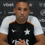 Marçal reforça união do Botafogo em Salvador e projeta virada na Sul-americana