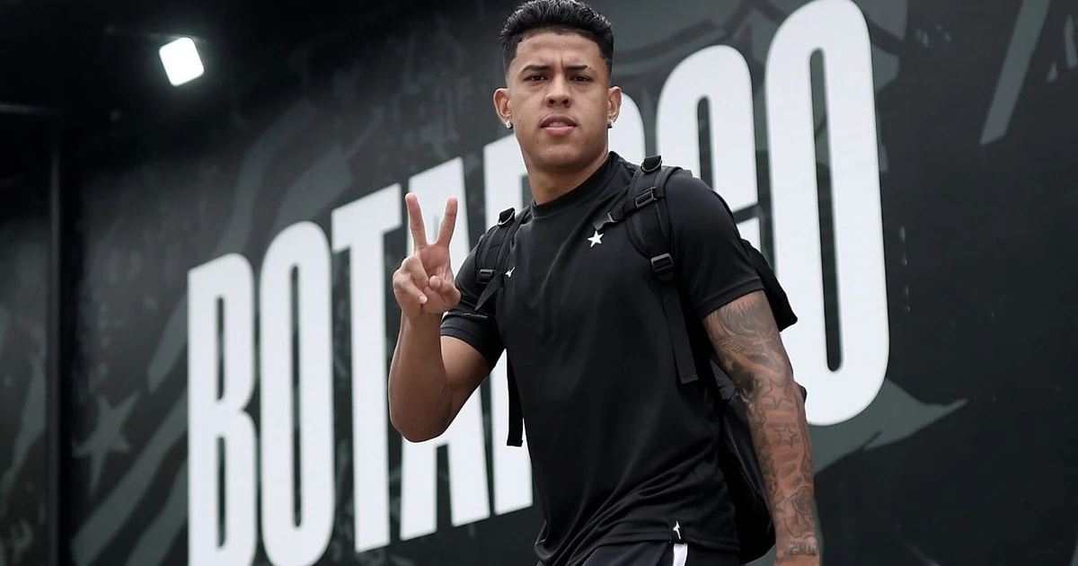 Matheus Martins deixa o Botafogo rumo ao Dínamo Moscou em transferência milionária