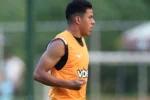 Matheus Martins mantém futuro em aberto após negociações com Dínamo Moscou