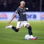 Matheuzinho detalha foco do Corinthians em meio a salários atrasados