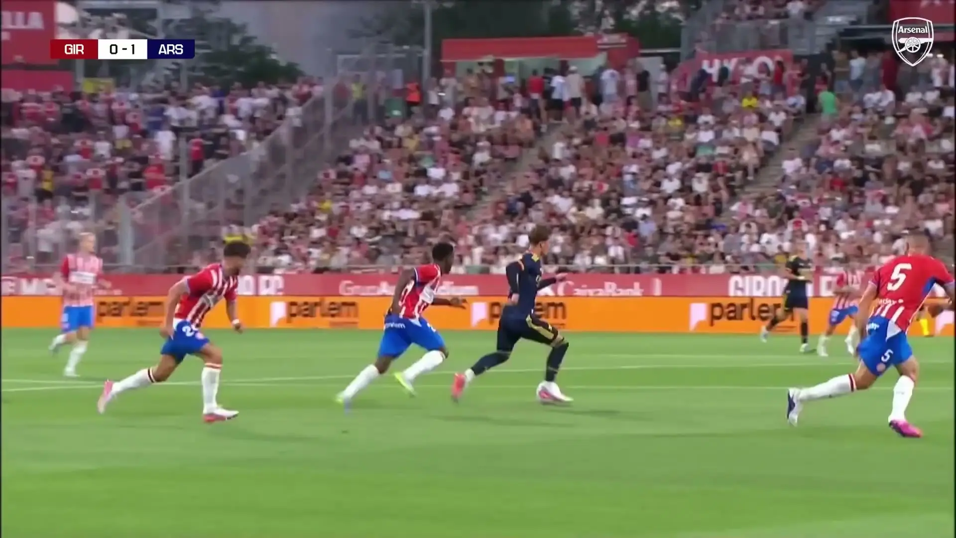 Max Dowman brilha e comanda goleada do Arsenal contra o Girona