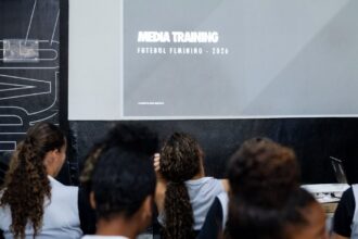 Media training prepara atletas do Vasco para desafios de comunicação