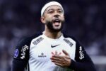 Memphis Depay abre mão de R$ 13,7 milhões para viabilizar renovação com o Corinthians