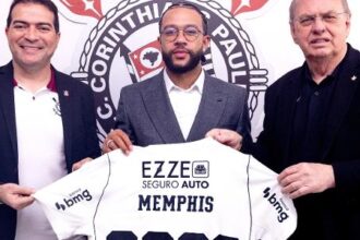 Memphis Depay renova com Corinthians até 2028 após acordo financeiro