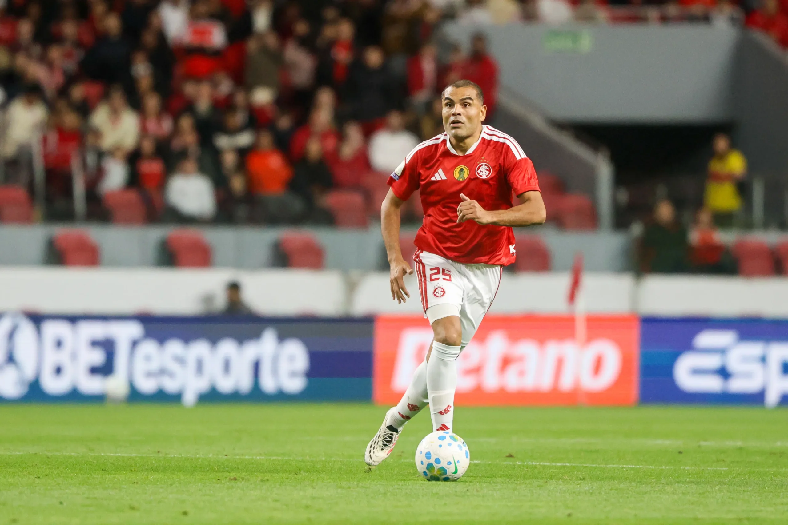 Mercado lamenta tropeço do Internacional e cobra autocrítica após empate no Beira-rio
