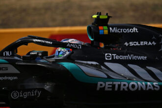 Mercedes adota plano B em busca de eficiência técnica na Fórmula 1