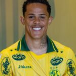 Mirassol oficializa a contratação do volante Wallisson para a sequência da temporada