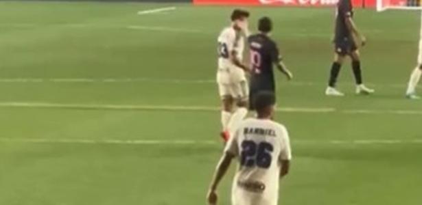 MLS multa Lionel Messi após agressão a jogador do Philadelphia Union