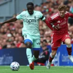 Monaco de Filipe Luís supera Liverpool em virada emocionante no Anfield