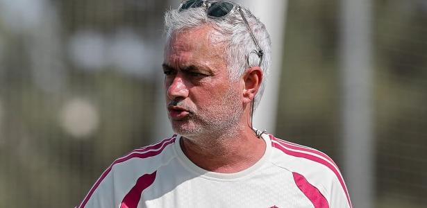 Mourinho planeja reformulação no Real Madrid e mira redução do elenco