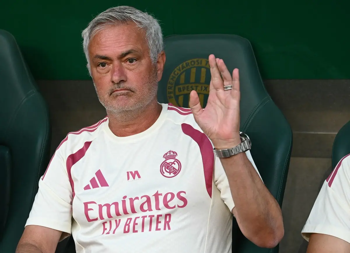 Mourinho planeja reformulação no Real Madrid e veta saída de Endrick