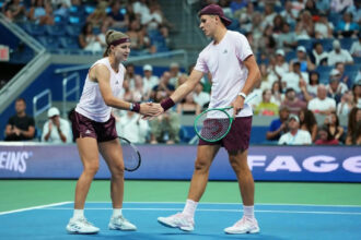 Muchova e Mensik superam Bencic e Cobolli no match-tiebreak e vencem duplas mistas do US Open