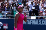 Naomi Osaka domina estreia em Toronto com dez aces e mantém boa fase