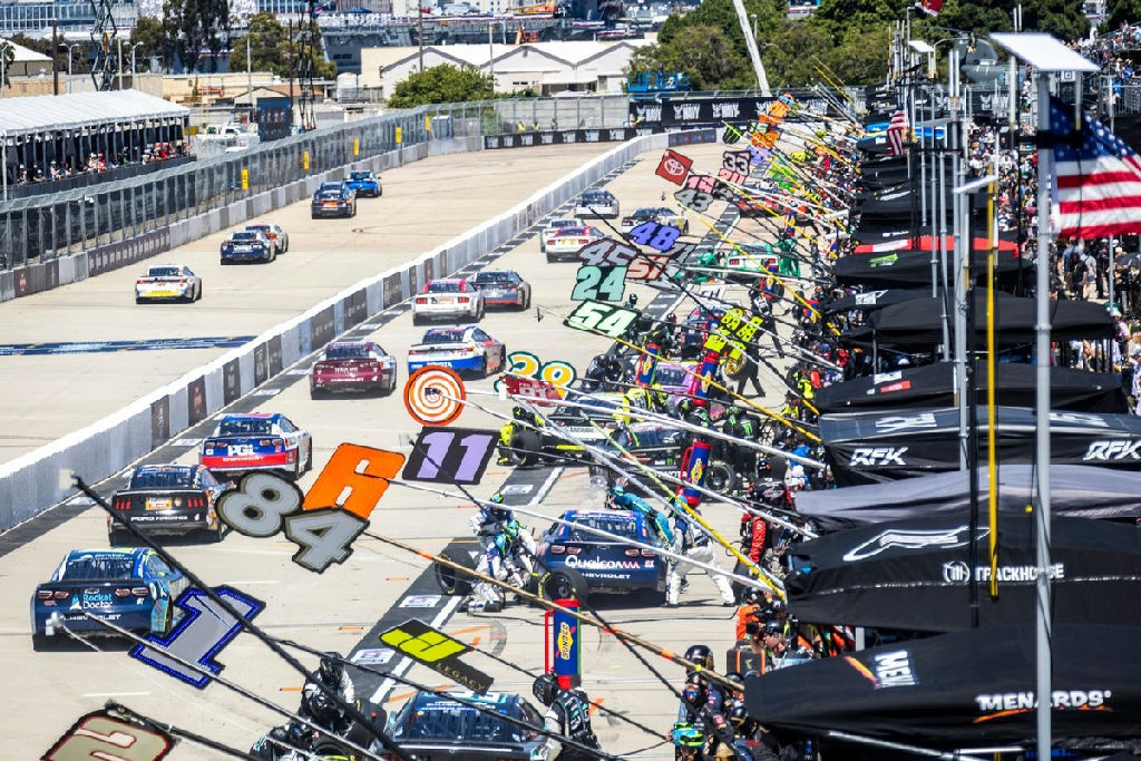 NASCAR altera formato de estágios para reduzir interrupções sob bandeira amarela