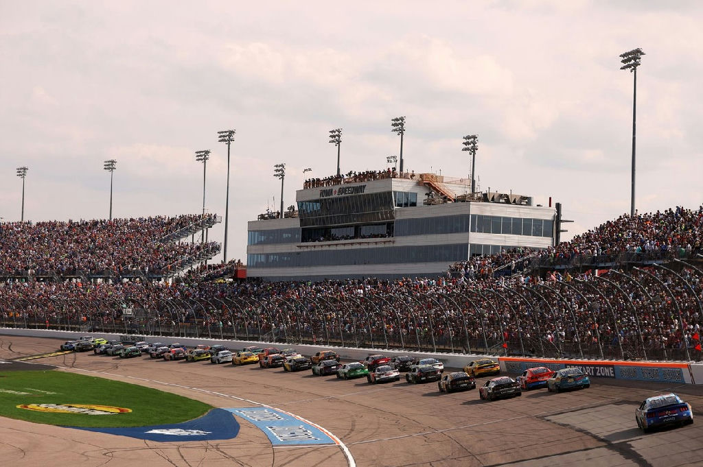 NASCAR Iowa: emoção das corridas ao vivo e detalhes da transmissão