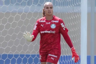 Natascha retorna ao gol do Palmeiras após superar grave lesão de ligamento
