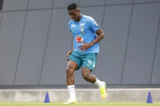 Negociações entre Flamengo e Luiz Henrique são encerradas oficialmente