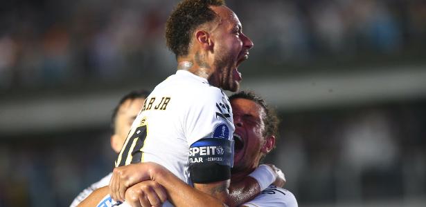 Neymar cobra apoio da torcida do Santos após vitória na Sul-americana