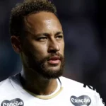 Neymar: do abraço infantil à hostilidade contra a irmã em jogo do Santos