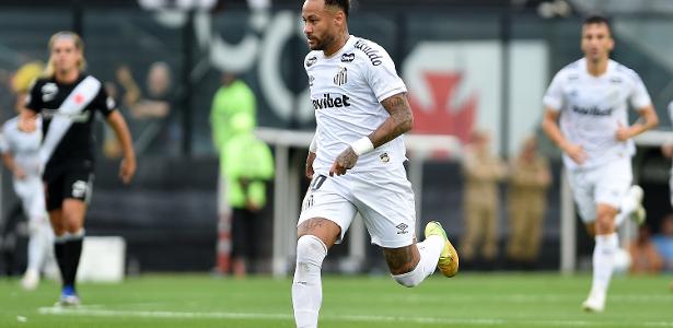 Neymar domina partida após polêmica com Thiago Mendes em vitória do Santos
