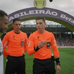 Neymar e Thiago Mendes ignoram cumprimento durante sorteio em São Januário