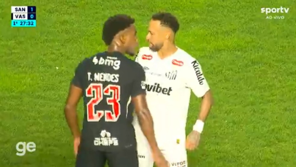 Neymar e Thiago Mendes reeditam rivalidade histórica em confronto decisivo