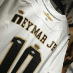 Neymar retorna ao time titular do Santos para duelo decisivo contra o Macará
