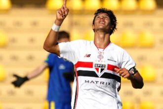 Nicolas retorna aos gramados pelo São Paulo sub-20 com gol após acidente