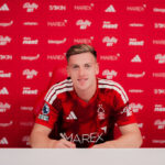 Nottingham Forest investe 350 milhões de reais na contratação de Liam Delap