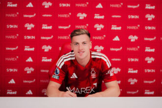 Nottingham Forest investe 350 milhões de reais na contratação de Liam Delap
