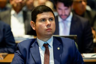 Novas regras da arbitragem elevam tempo de bola rolando no Campeonato Brasileiro