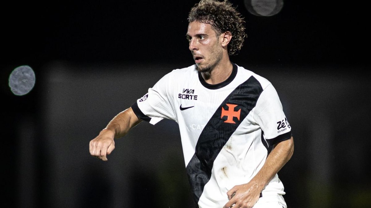 Nuno Moreira desfalca o Vasco contra o Bahia por suspensão