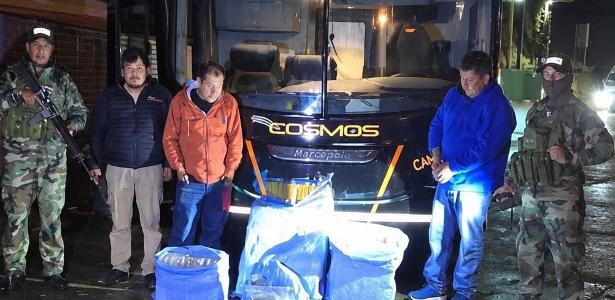 Ônibus contratado para transporte do São Paulo na Bolívia é apreendido com drogas
