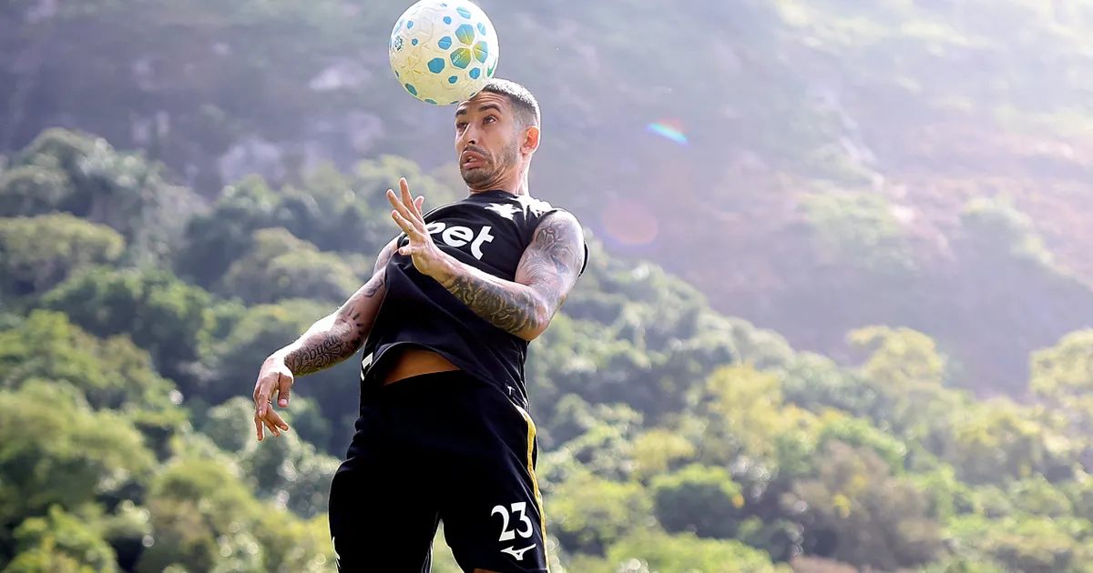Opção técnica afasta Santiago Rodríguez de clássico entre Botafogo e Fluminense